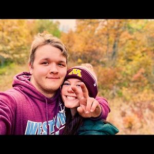 Meet your Posher, Hailey